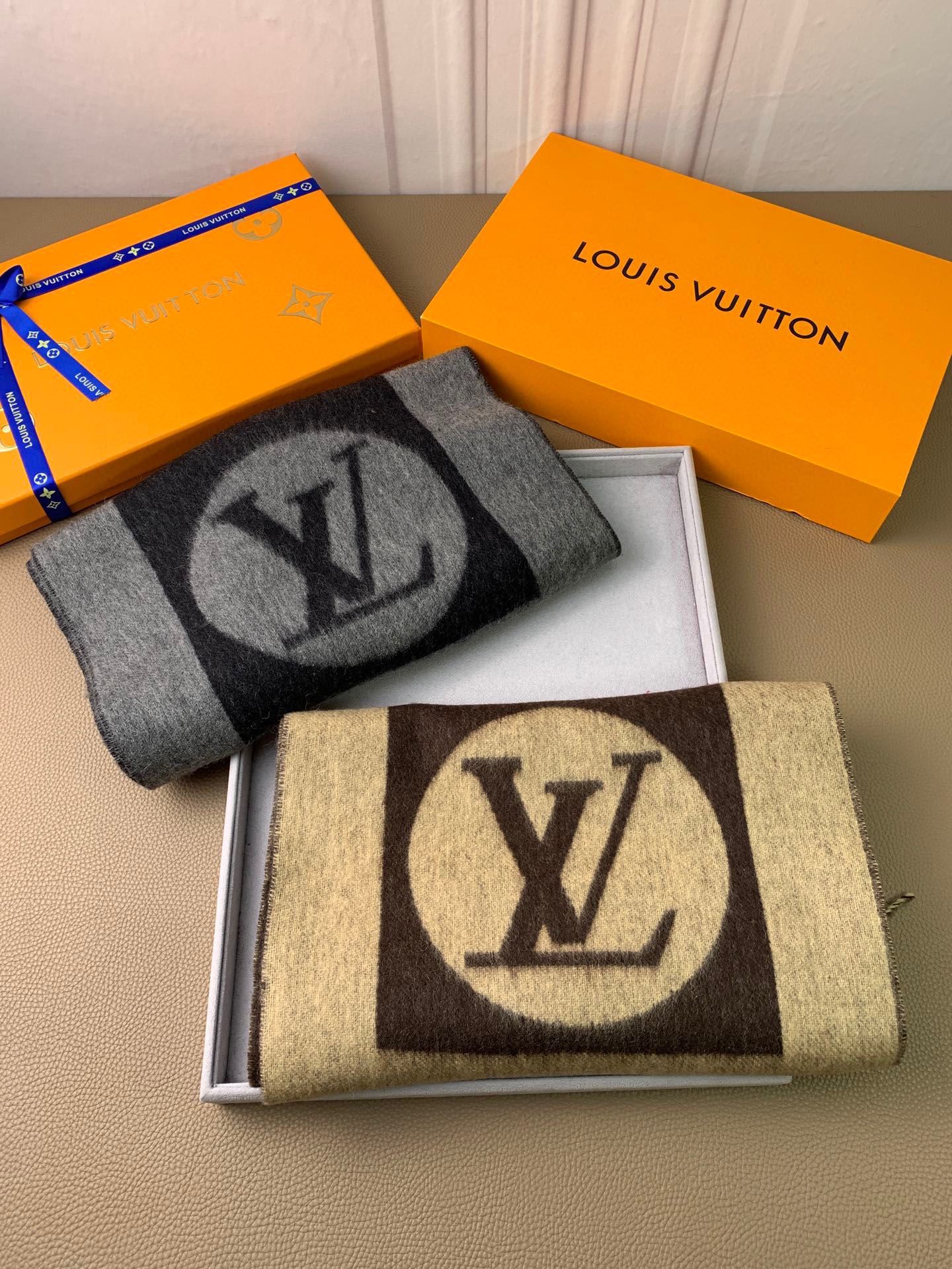 Louis Vuitton Scarf